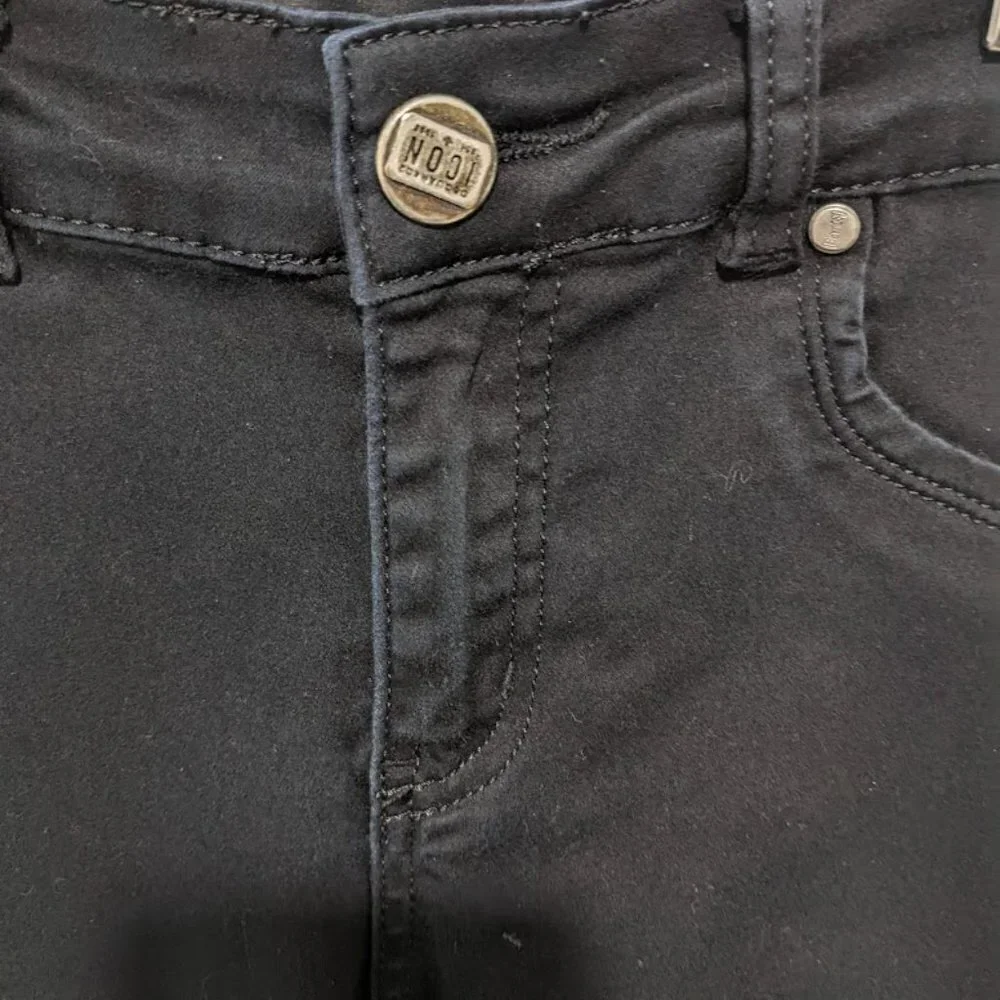 Dsquared | Women's Icon Skinny Stretch Pant in Black - Picture 5 of 9